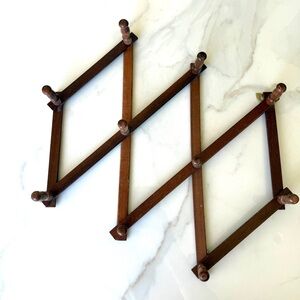 Expandable / Accordion Brown Wooden Wall Rack